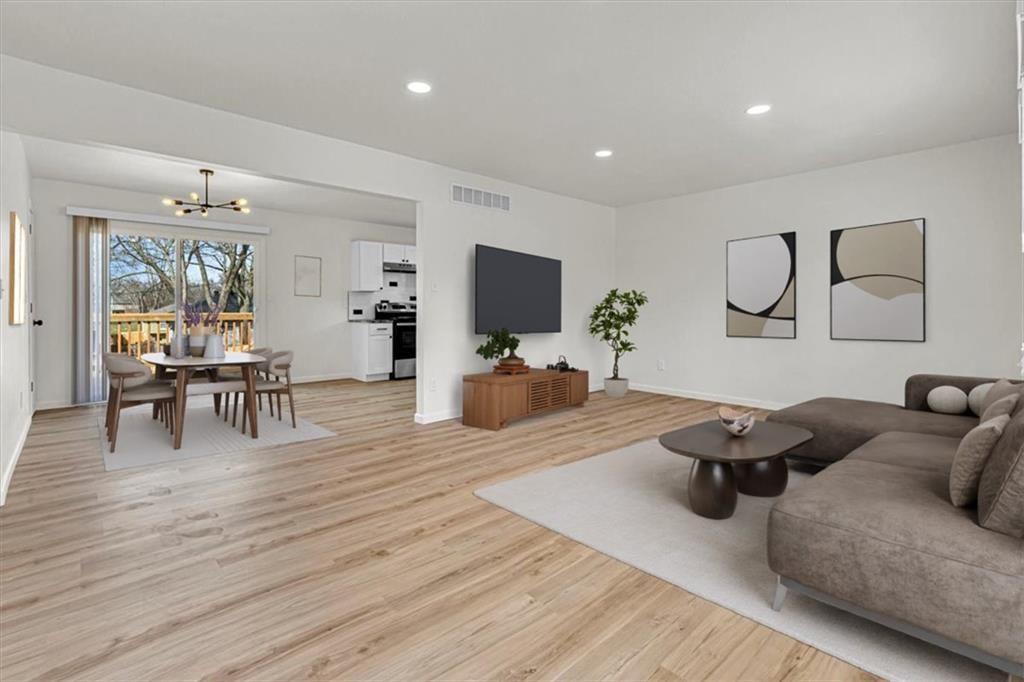 109 N Cleveland Avenue — photo 5
