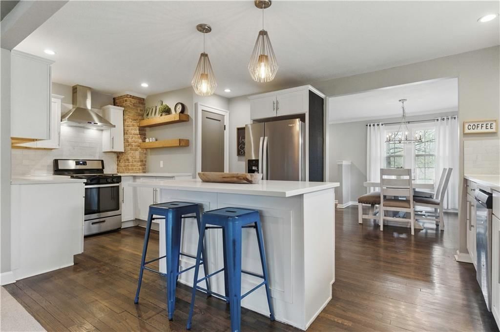 5528 Reeds Road — photo 9