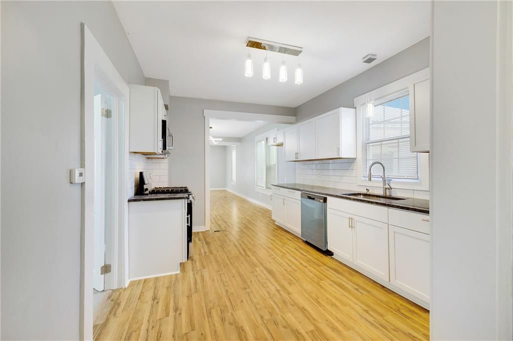 628 Northrup Avenue — photo 12