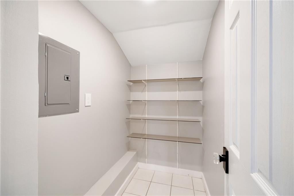 628 Northrup Avenue — photo 14