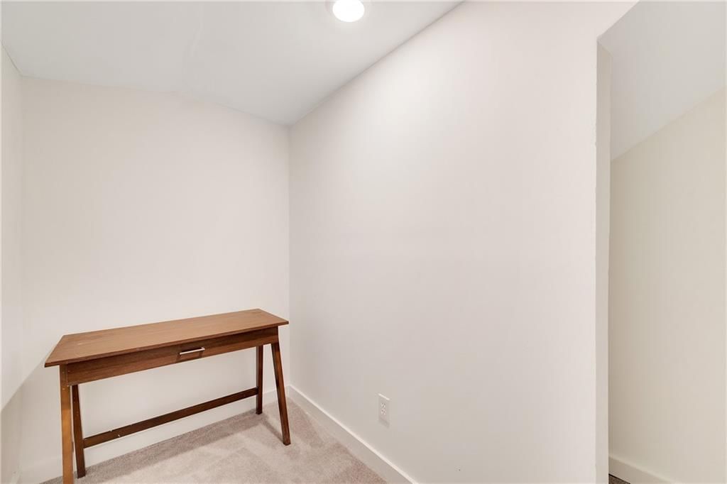 628 Northrup Avenue — photo 23
