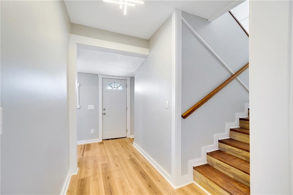 628 Northrup Avenue — photo 25