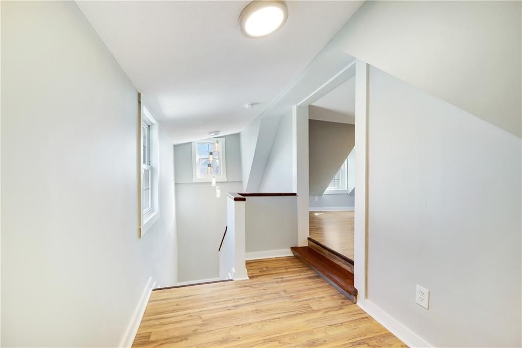 628 Northrup Avenue — photo 27