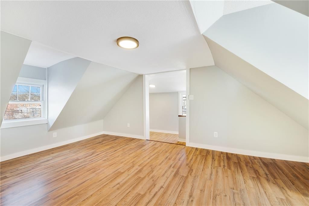 628 Northrup Avenue — photo 30