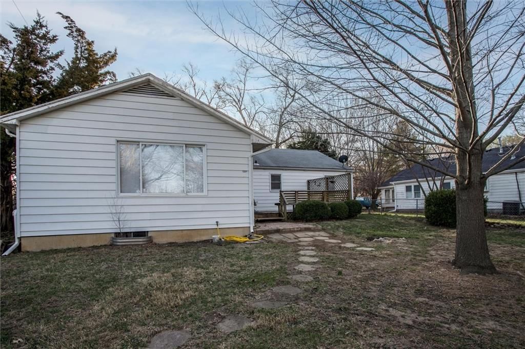 105 NW 19th Street — photo 33