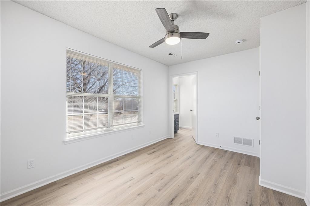 13112 Fuller Avenue — photo 15