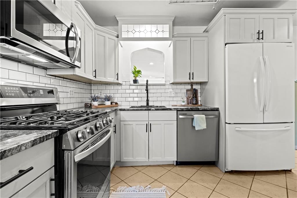 5701 Hadley Street — photo 10