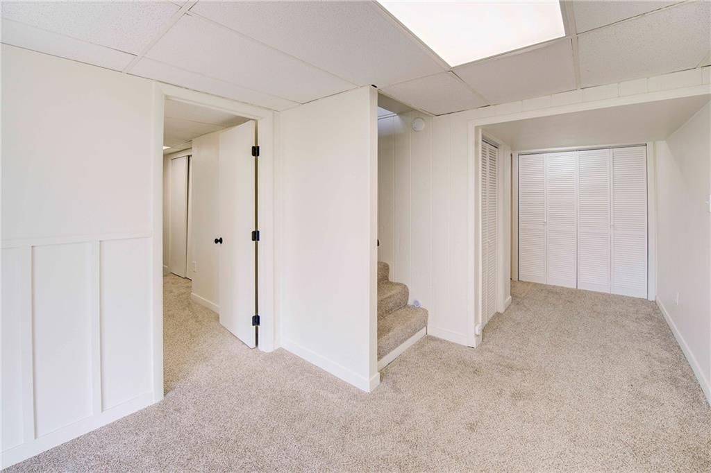 1209 Thompson Street — photo 19