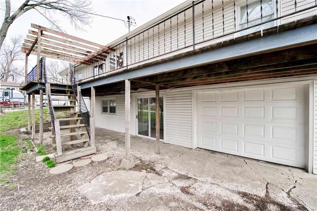 1209 Thompson Street — photo 30