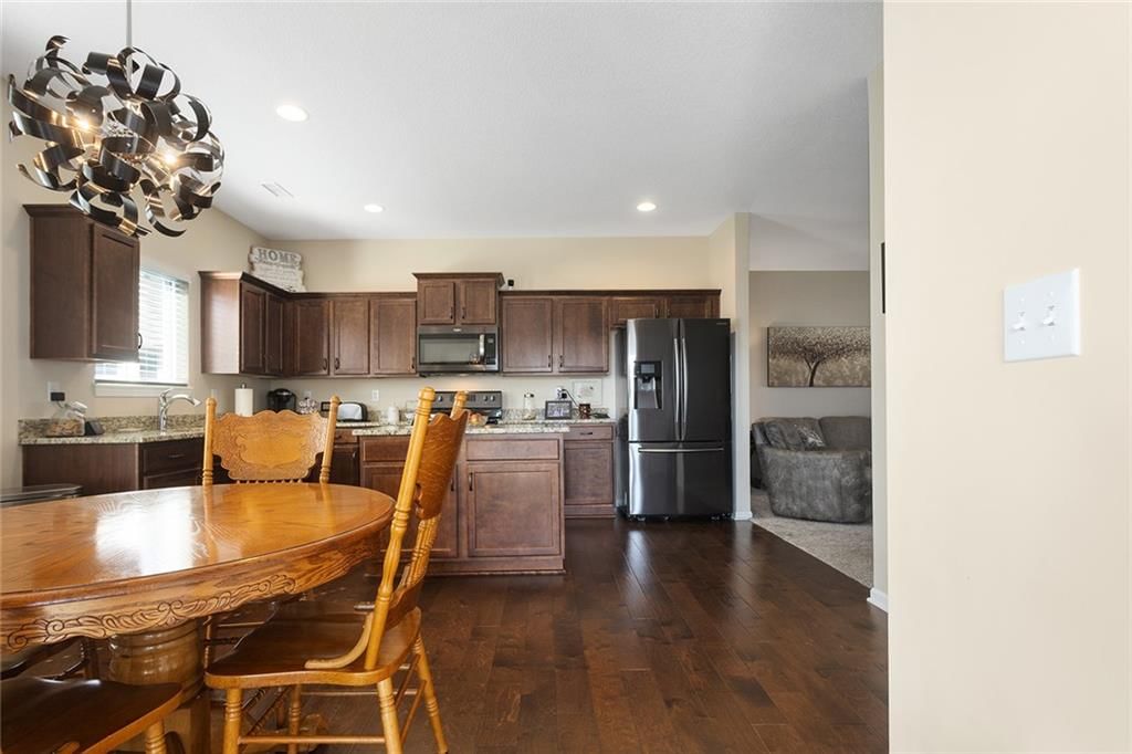 826 NE 65th Terrace — photo 7