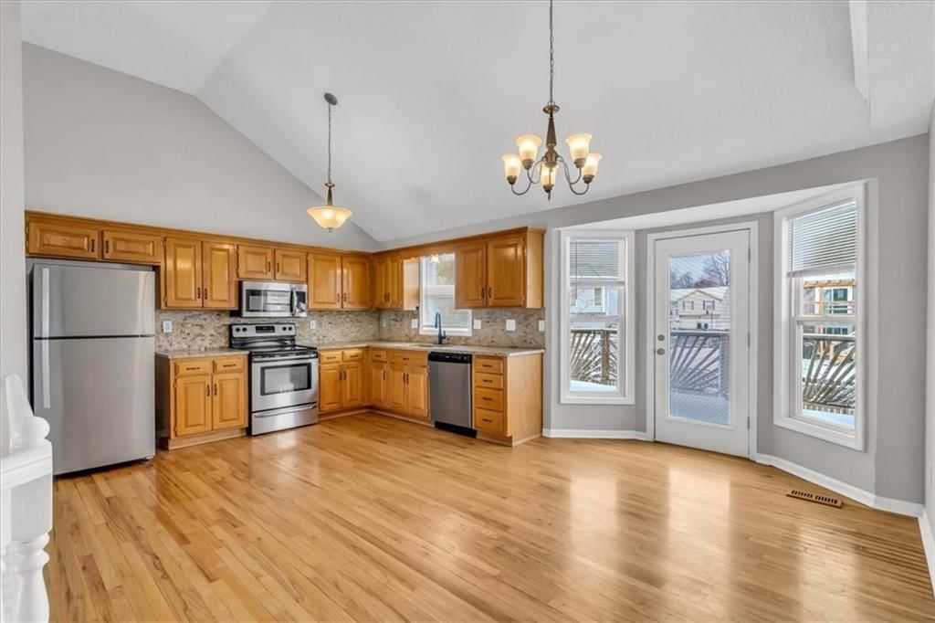 1706 Joyce Circle — photo 10