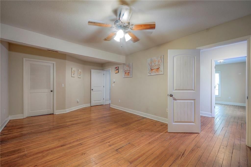 104 Temple Avenue — photo 19