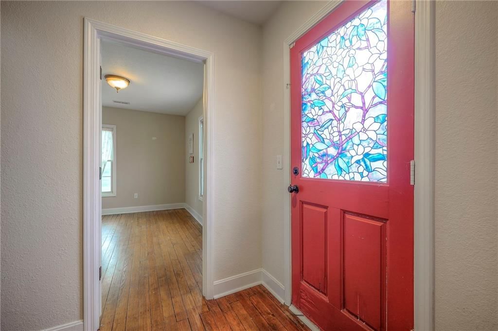 104 Temple Avenue — photo 20