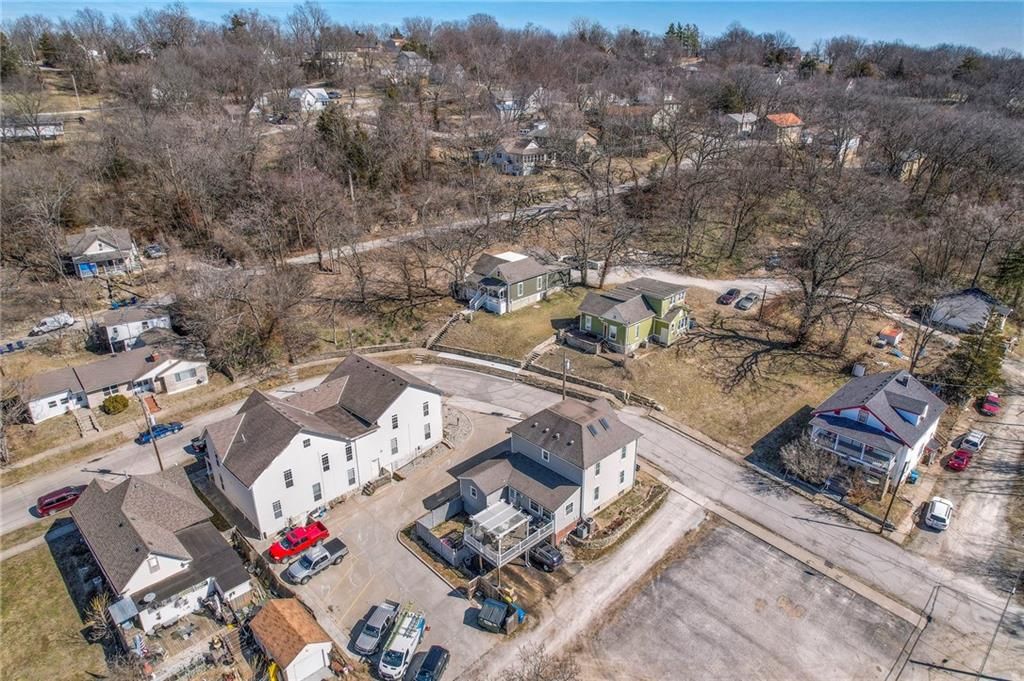104 Temple Avenue — photo 42