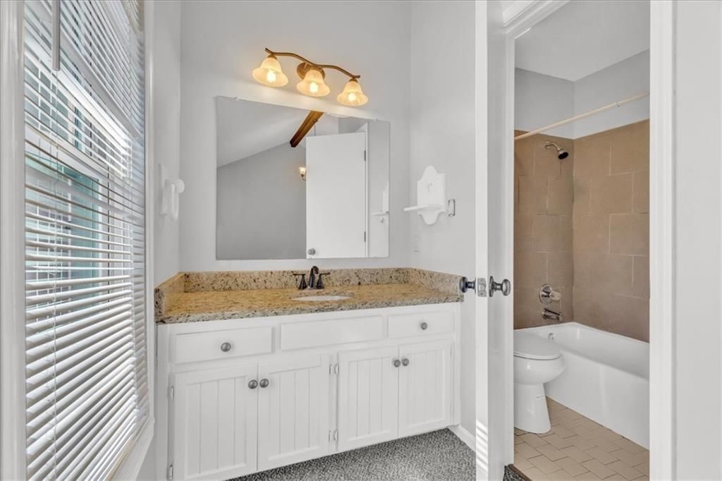 7826 N Garfield Avenue — photo 21