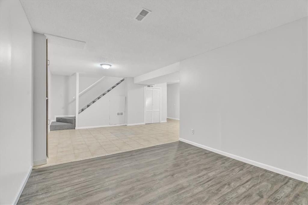 7826 N Garfield Avenue — photo 24