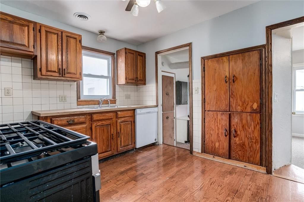 2928 S 9th Terrace — photo 8