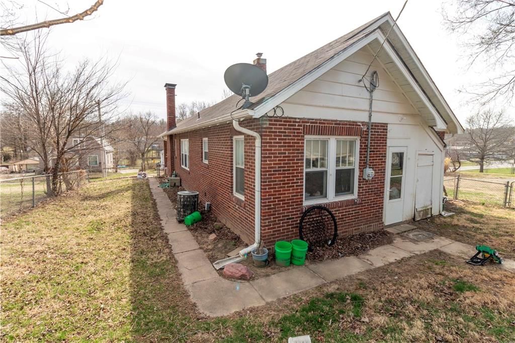 2205 Blackwell Road — photo 24