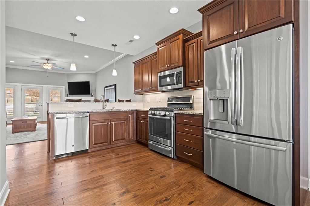 5621 Chimney Rocks Circle — photo 13