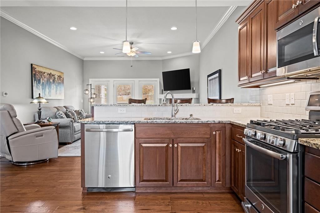 5621 Chimney Rocks Circle — photo 14