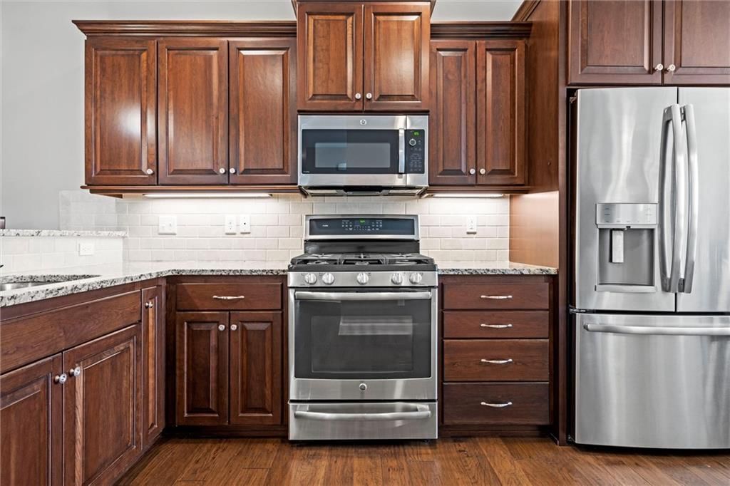 5621 Chimney Rocks Circle — photo 15