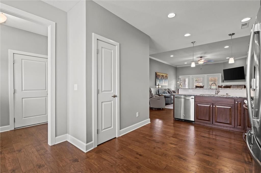 5621 Chimney Rocks Circle — photo 18