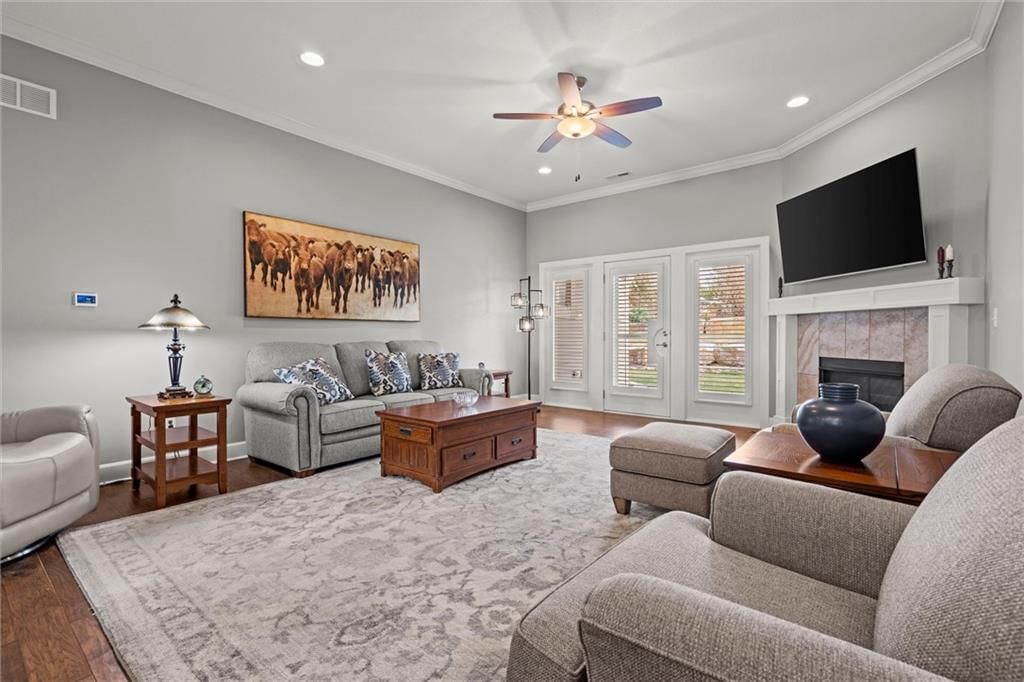 5621 Chimney Rocks Circle — photo 8