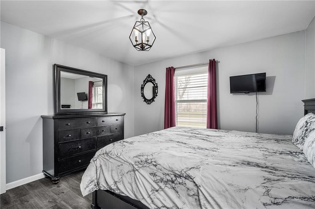 1126 S 45th Terrace — photo 16