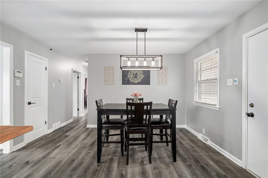 1126 S 45th Terrace — photo 9