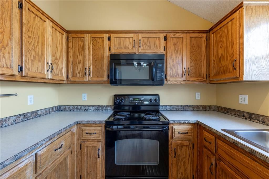 10208 E 220th Street — photo 17