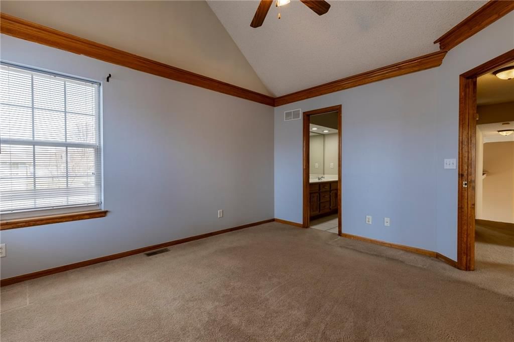 10208 E 220th Street — photo 21