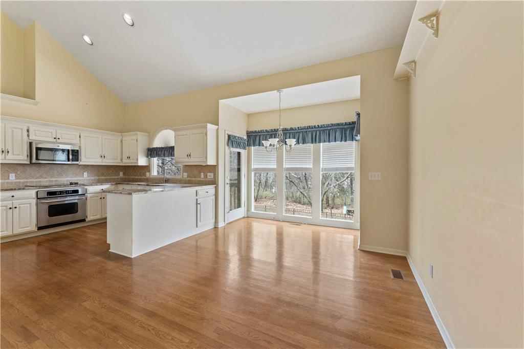 5274 NE Ash Grove Court — photo 12