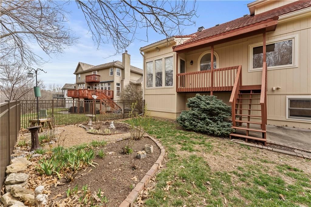 5274 NE Ash Grove Court — photo 31