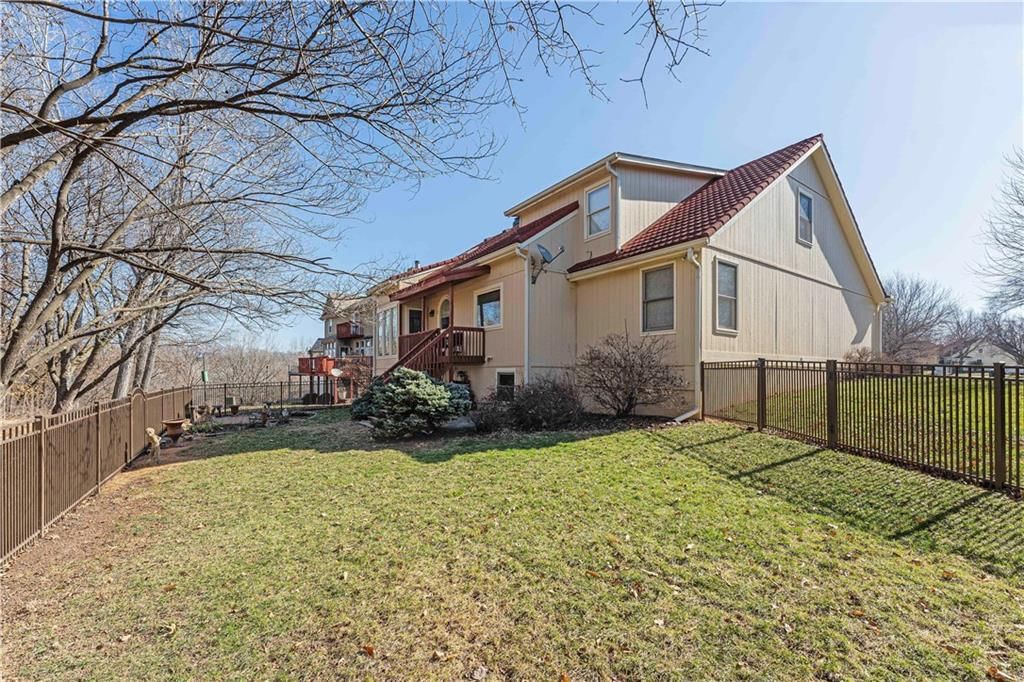 5274 NE Ash Grove Court — photo 34