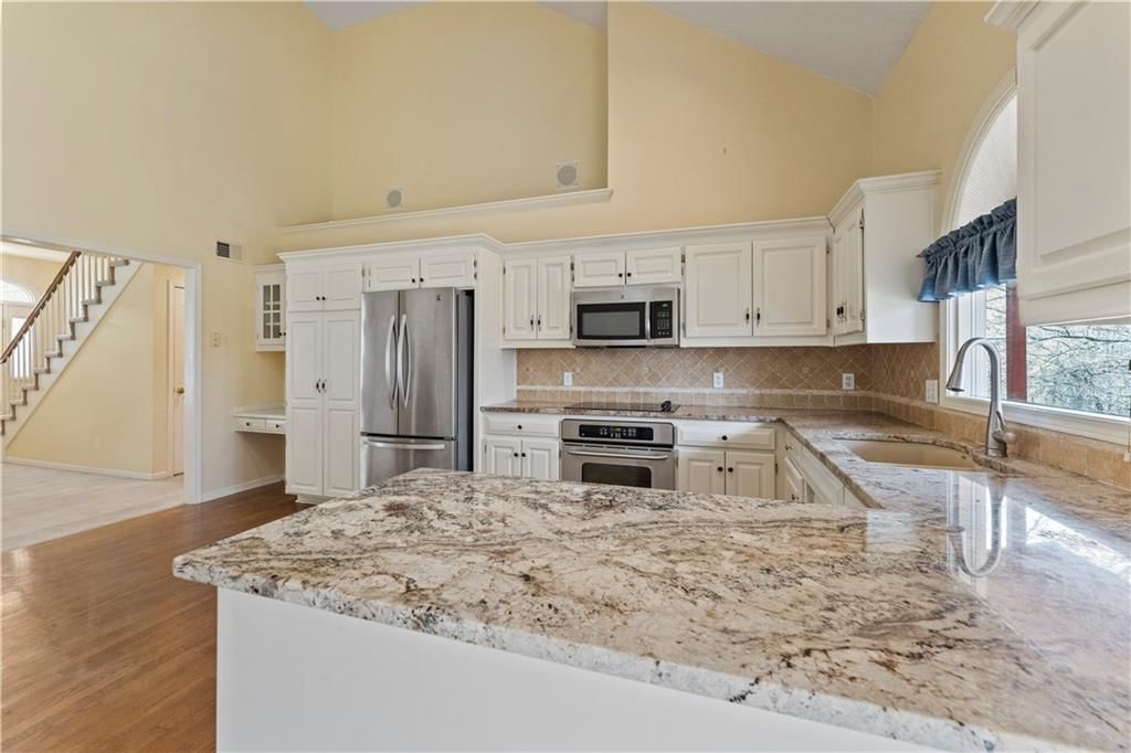 5274 NE Ash Grove Court — photo 10