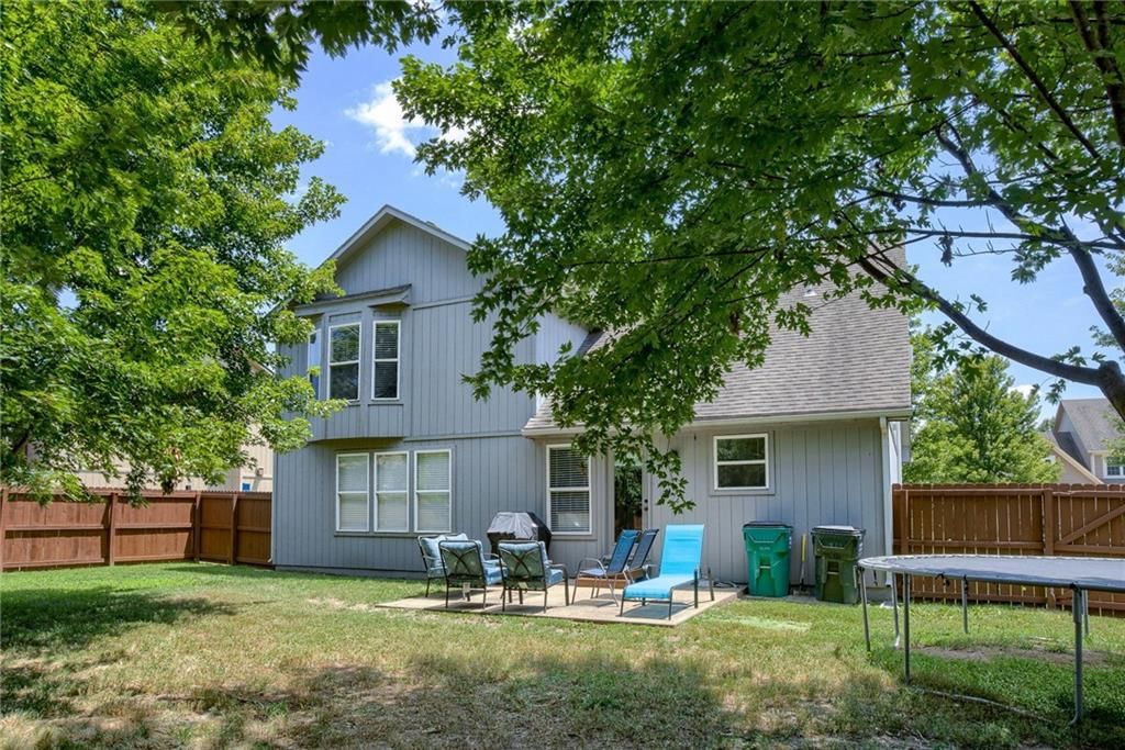 864 E Lanesfield Street — photo 30