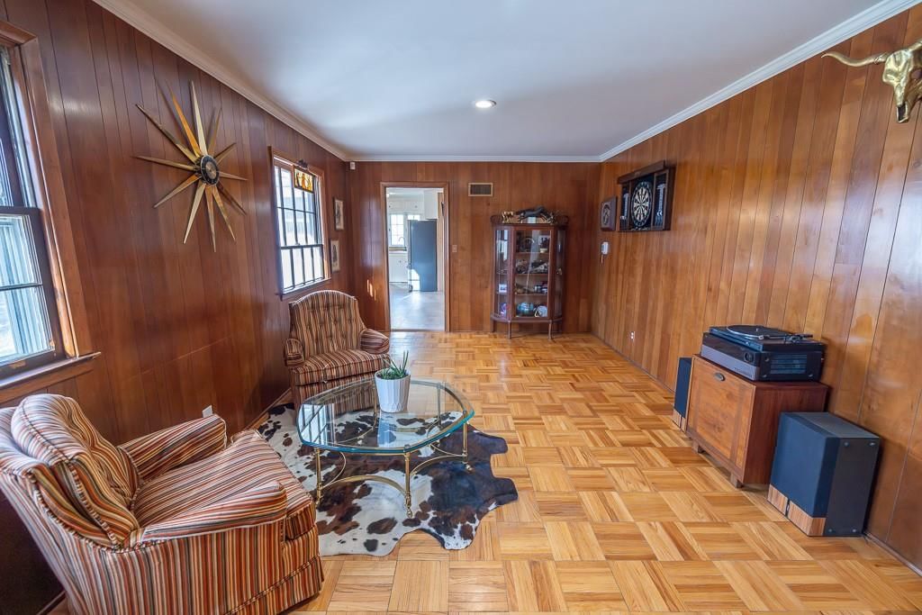 1107 W 85th Terrace — photo 13