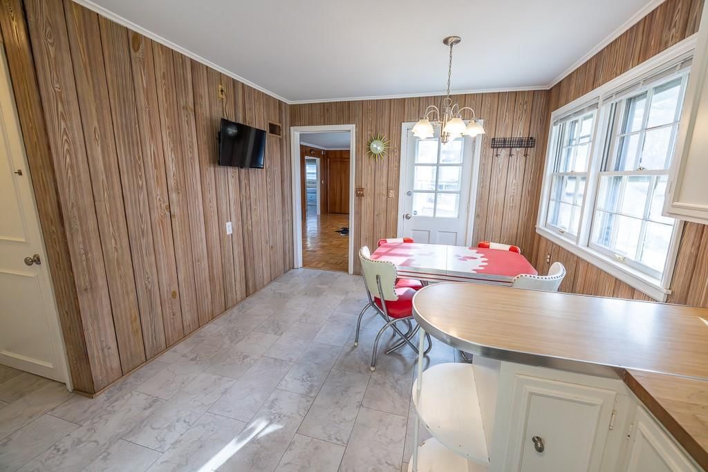 1107 W 85th Terrace — photo 17