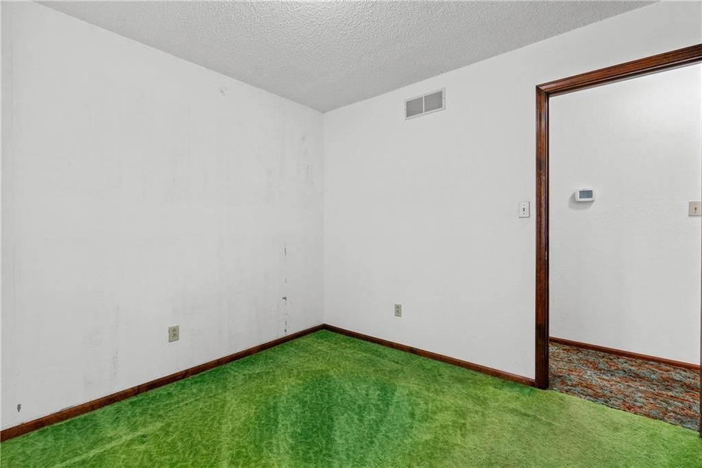 414 S Raum Street — photo 15