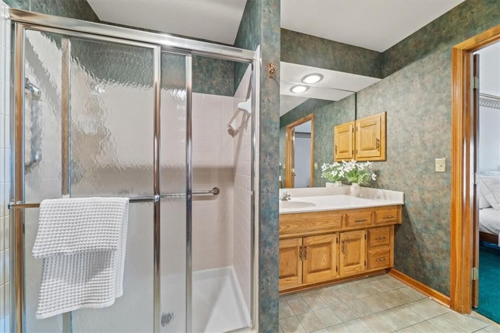 8592 Caenen Lake Court — photo 17
