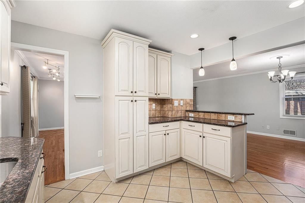 9126 Grant Lane — photo 11