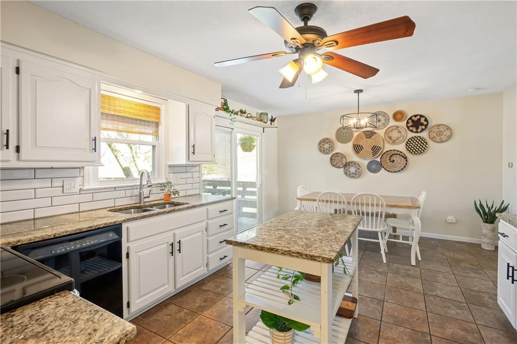 15706 W 124th Terrace — photo 30