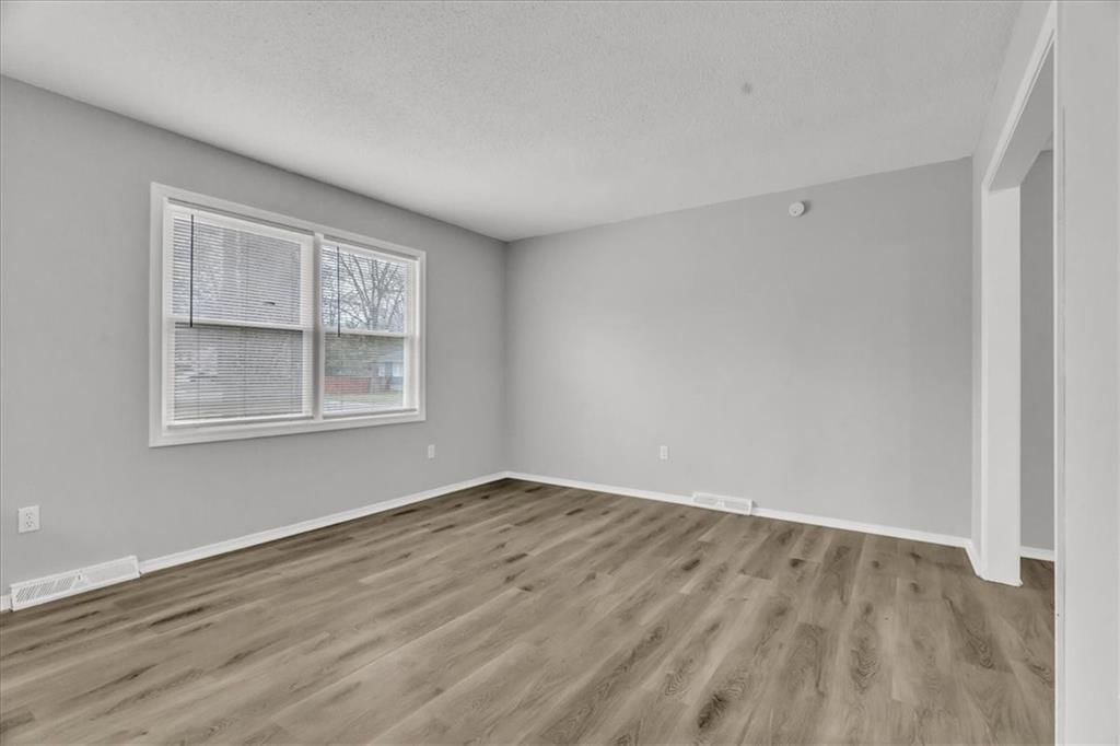8529 E 59th Street — photo 13