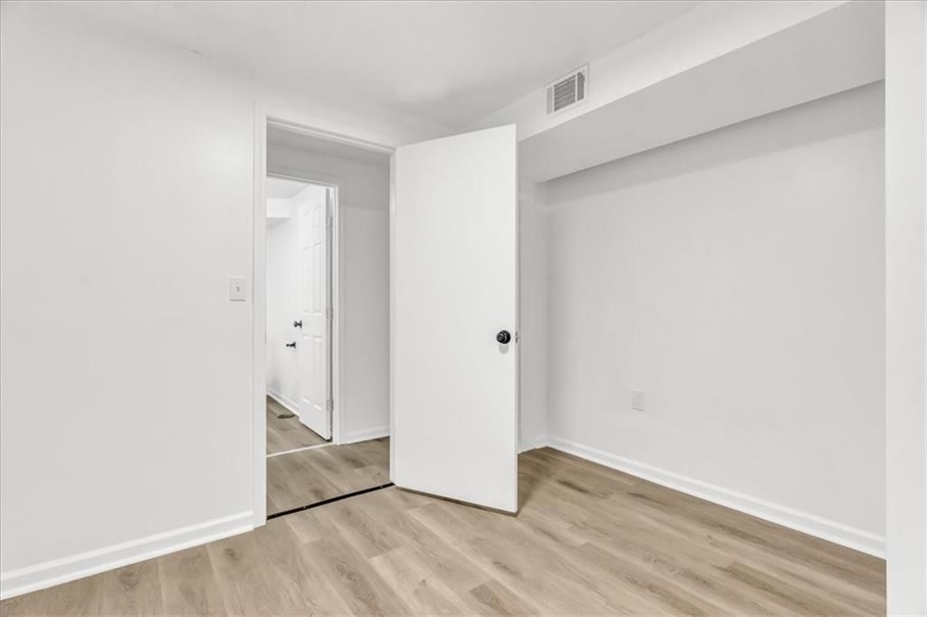 8529 E 59th Street — photo 16