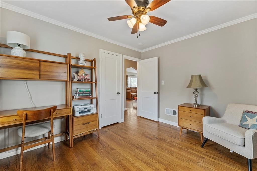 5237 Linden Street — photo 14