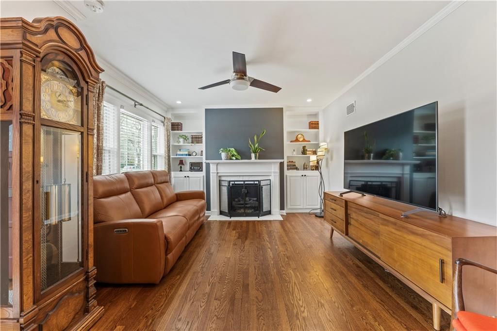 5237 Linden Street — photo 5