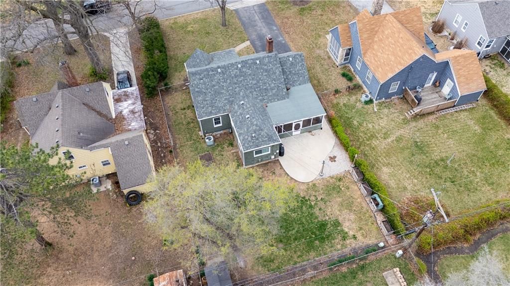 5237 Linden Street — photo 44