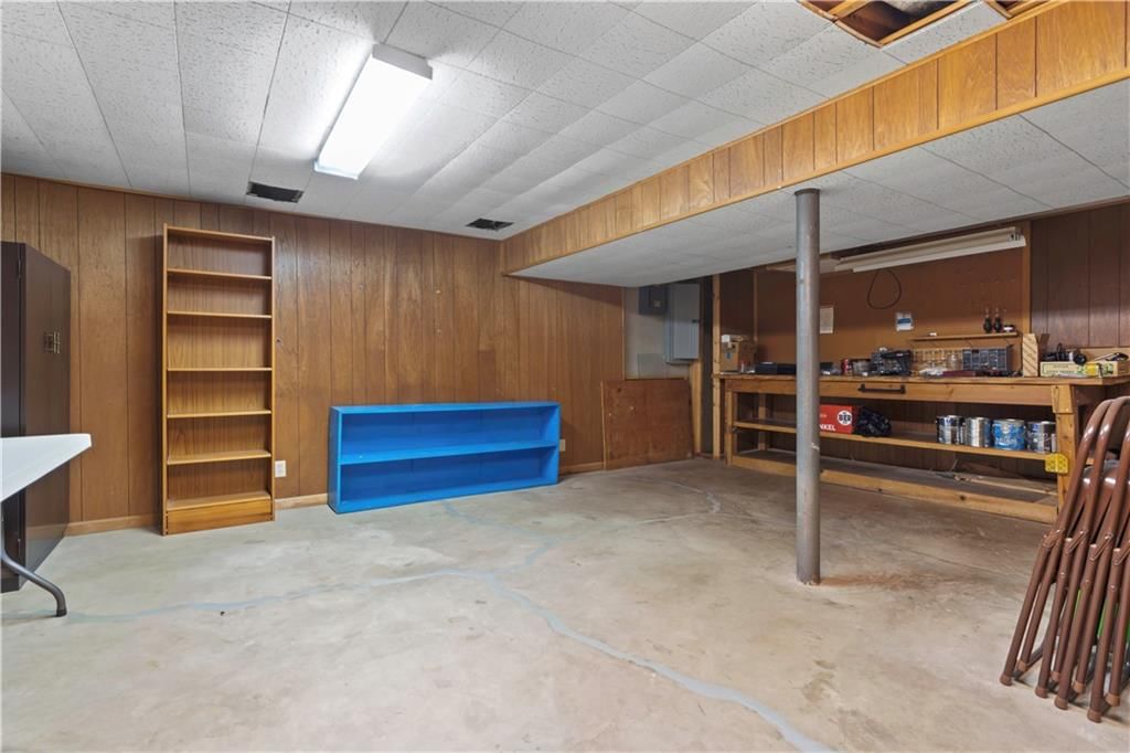 8021 Roe Avenue — photo 47