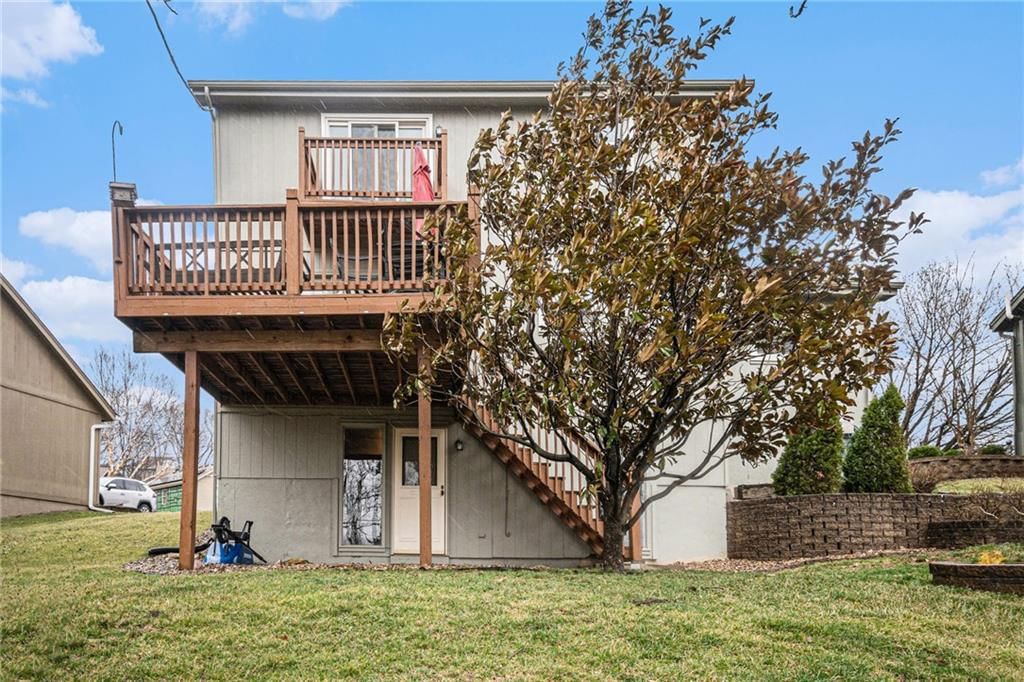 6206 N COVENTRY Avenue — photo 25