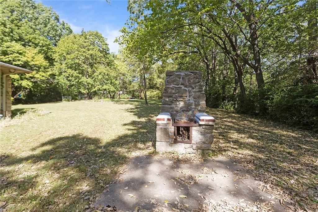 7411 Cadwallader Road — photo 2